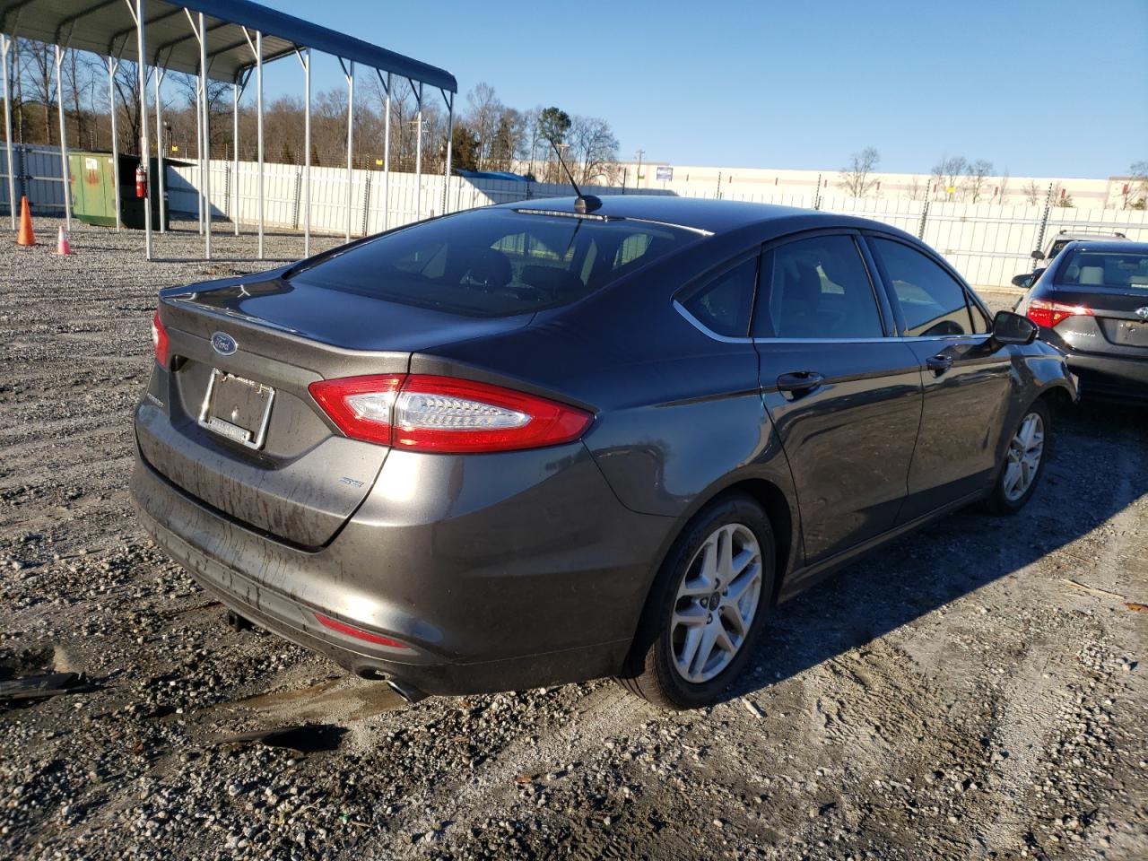 Photo 4 from auction – 2015 FORD FUSION SE with VIN 1FA6P0H76F5121253