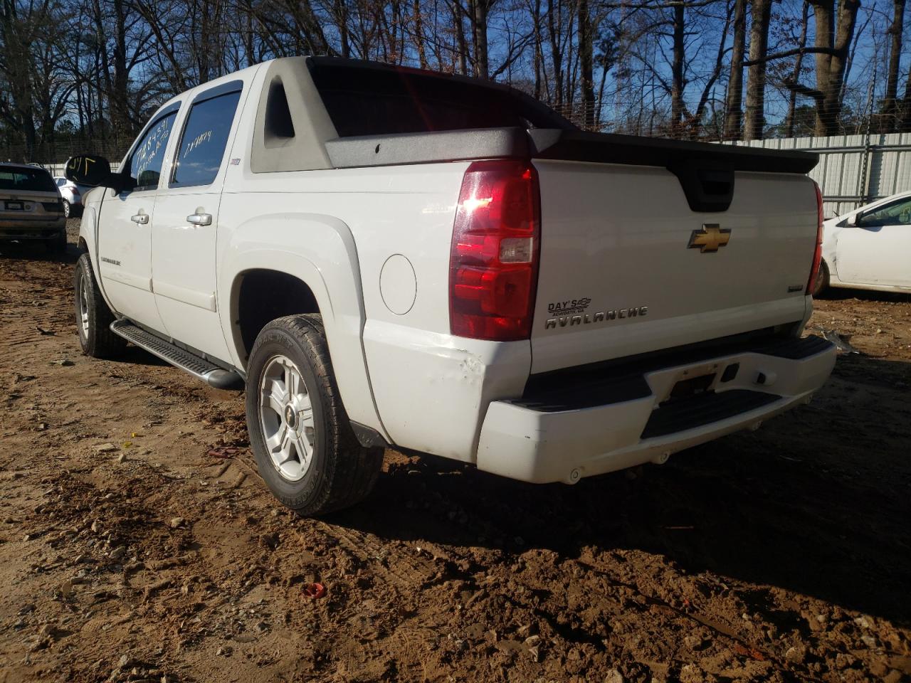 Photo 3 from auction – 2007 CHEVROLET AVALANCHE with VIN 3GNFK12337G266630