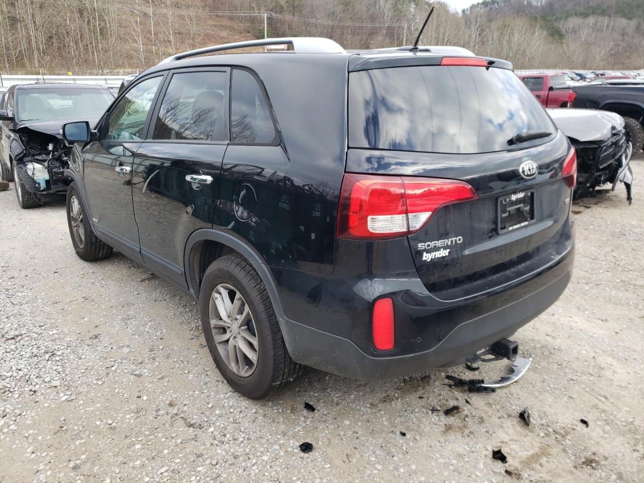 Photo 3 from auction – 2014 KIA SORENTO LX with VIN 5XYKTDA7XEG503345