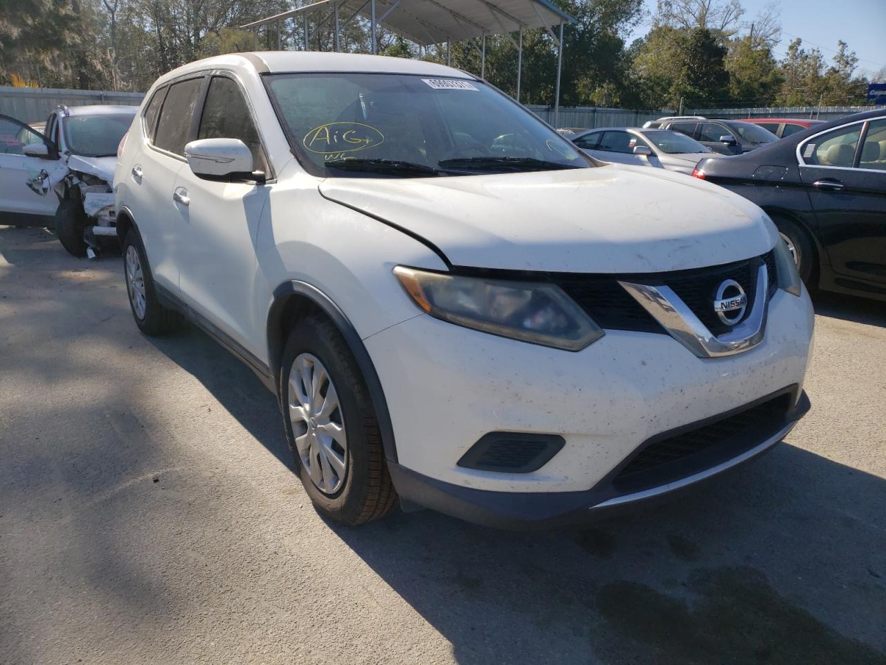 NISSAN ROGUE S 2015 with VIN 5N1AT2ML9FC840700 - Photo from auction