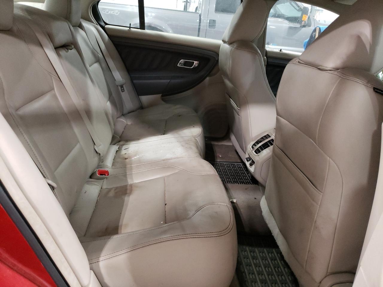 Photo 6 from auction – 2010 FORD TAURUS SEL with VIN 1FAHP2EW4AG158962