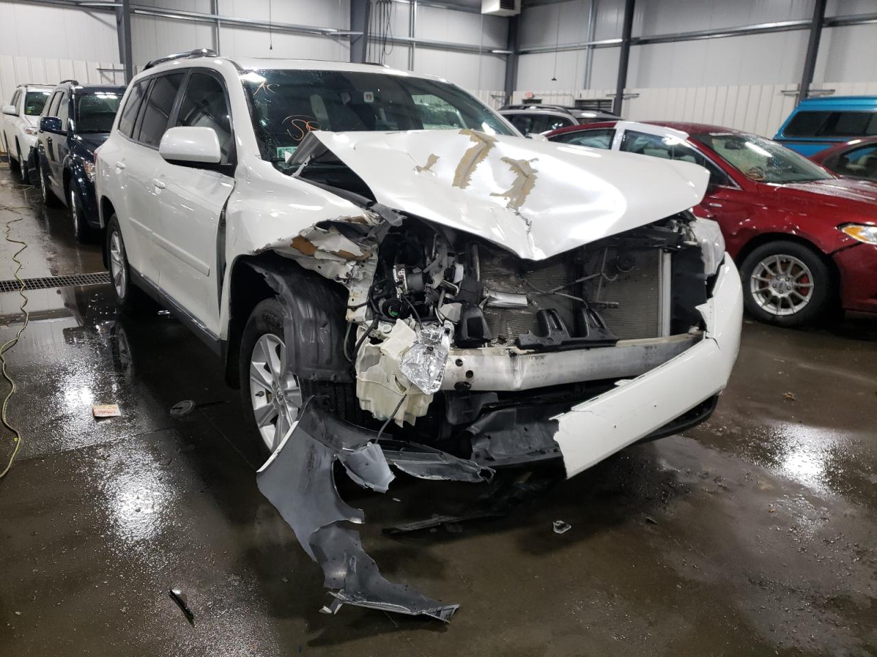 TOYOTA HIGHLANDER 2012 with VIN 5TDBK3EH7CS112573 - Photo from auction