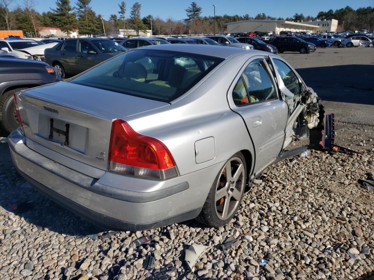 Photo 4 from auction – 2004 VOLVO S60 R with VIN YV1RH52Y042382387