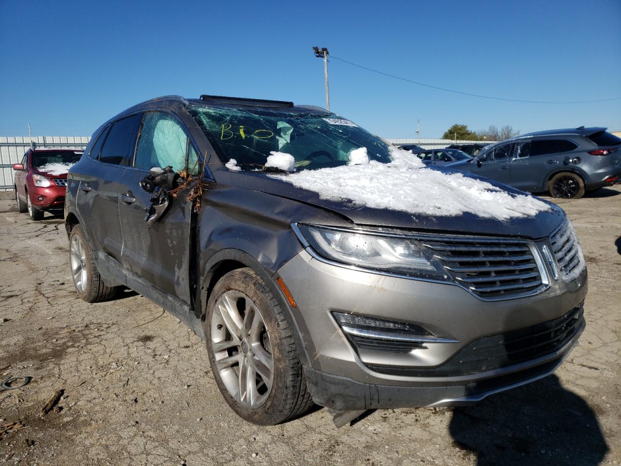LINCOLN MKC RESERV 2016 with VIN 5LMTJ3DH1GUJ21675 - Photo from auction