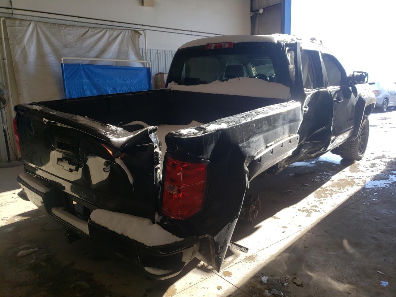 Photo 4 from auction – 2015 CHEVROLET SILVERADO with VIN 3GCUKREH1FG512787