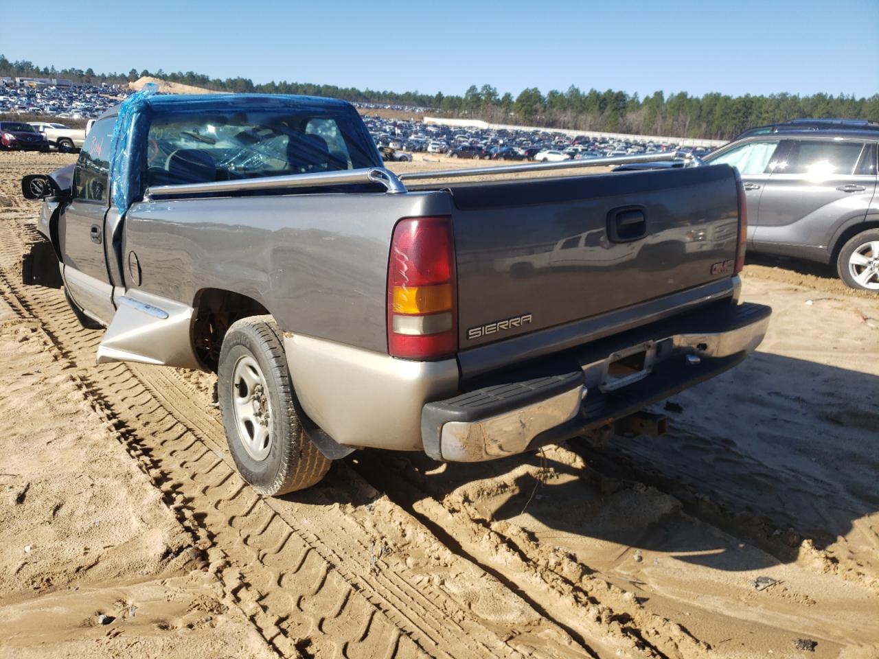 Photo 3 from auction – 1999 GMC NEW SIERRA with VIN 1GTEC14VXXE552126