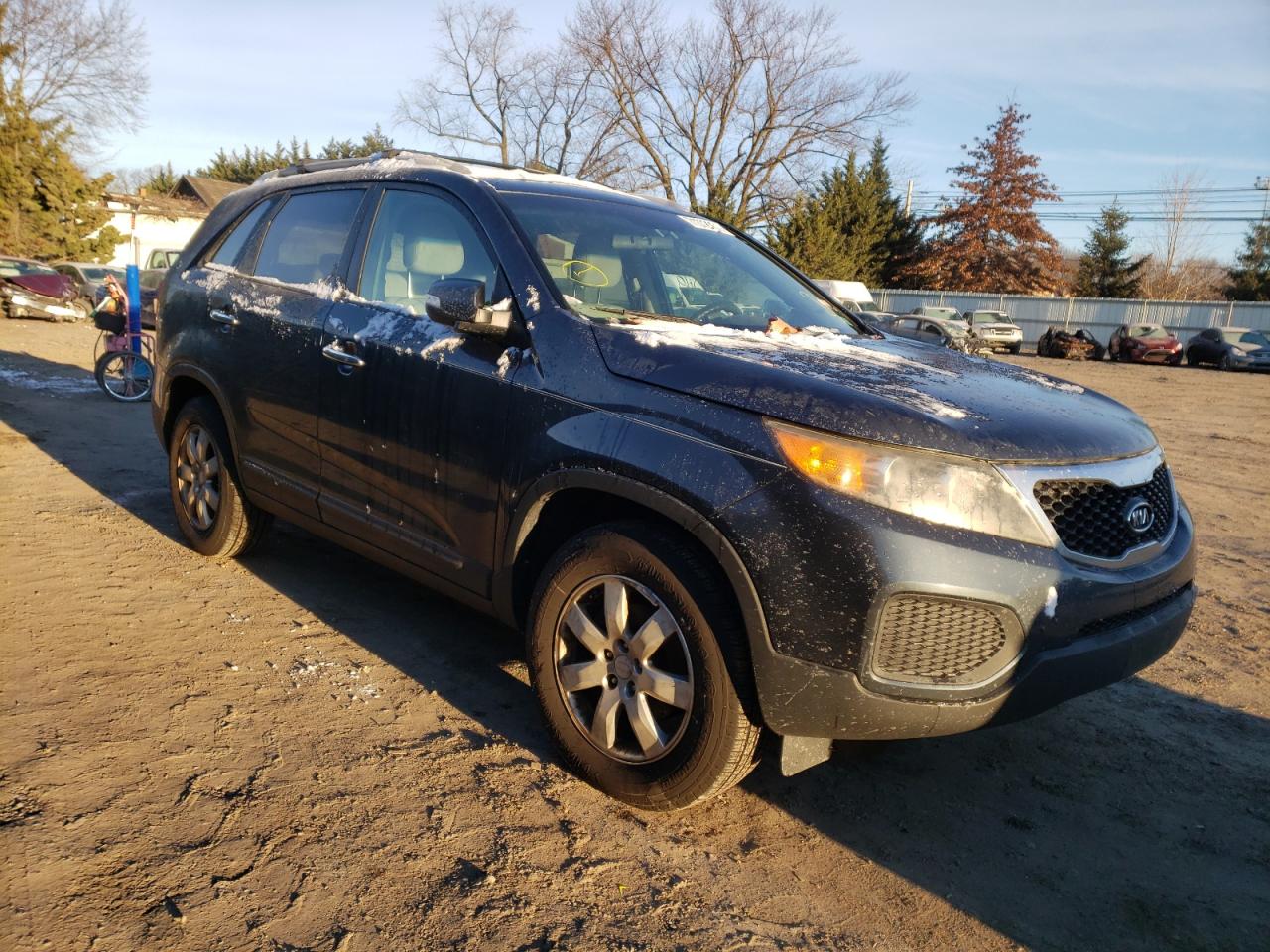 KIA SORENTO BA 2011 with VIN 5XYKT4A2XBG167311 - Photo from auction