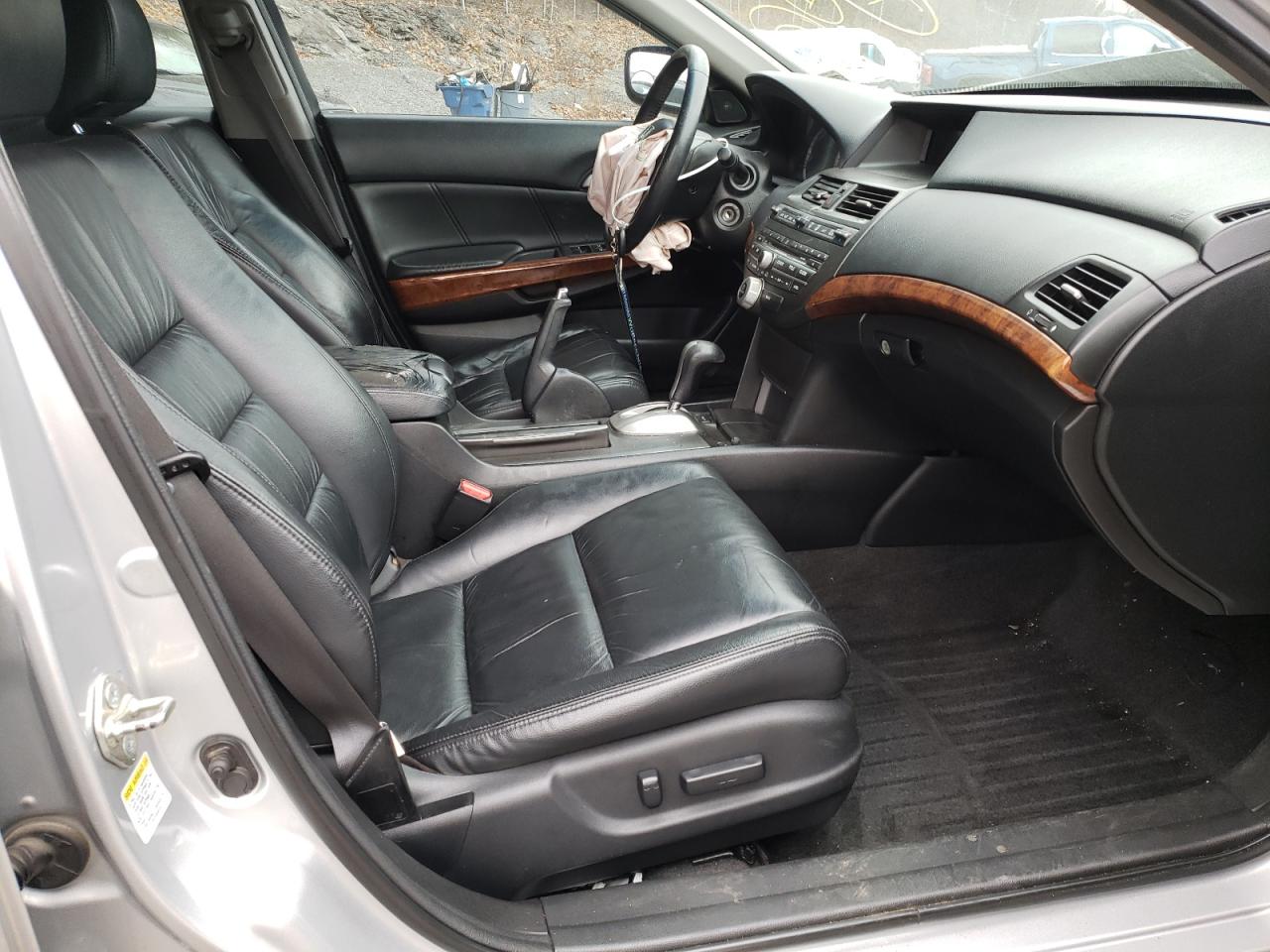 Photo 5 from auction – 2012 HONDA ACCORD EXL with VIN 1HGCP3F89CA042724