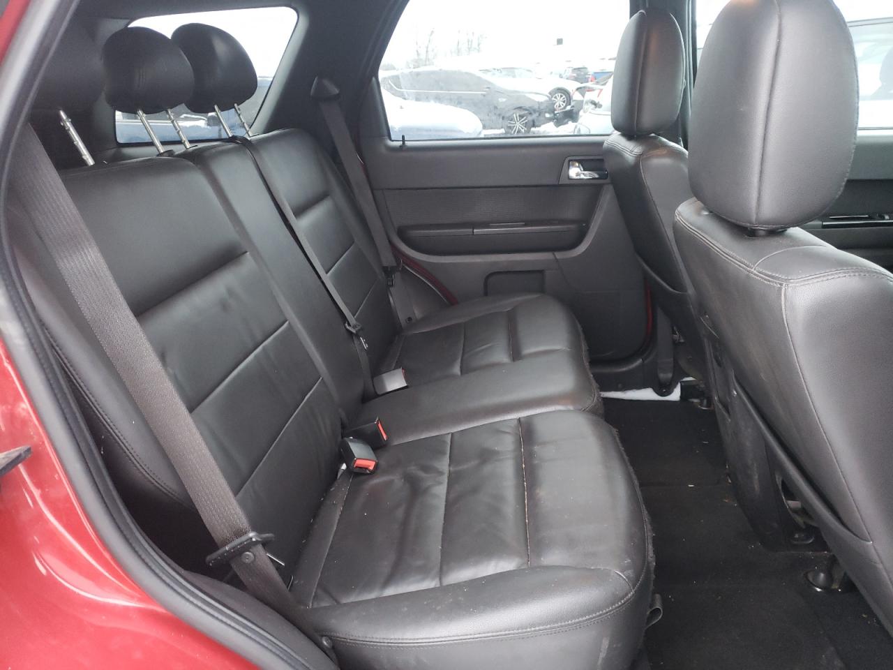 Photo 6 from auction – 2009 FORD ESCAPE LIM with VIN 1FMCU94G09KD06898