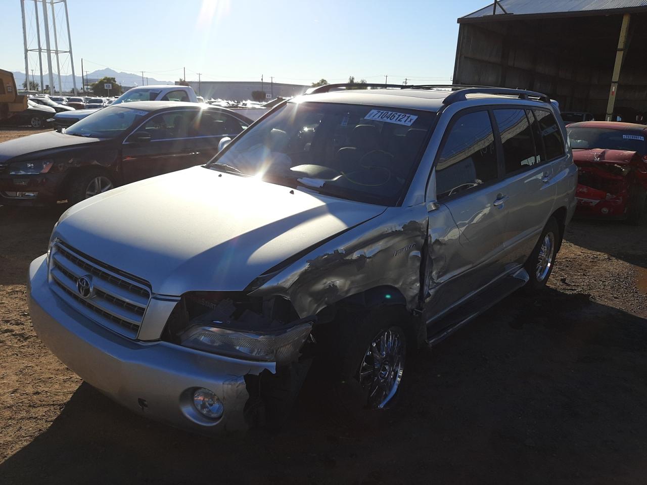 Photo 2 from auction – 2003 TOYOTA HIGHLANDER with VIN JTEGF21A730102945