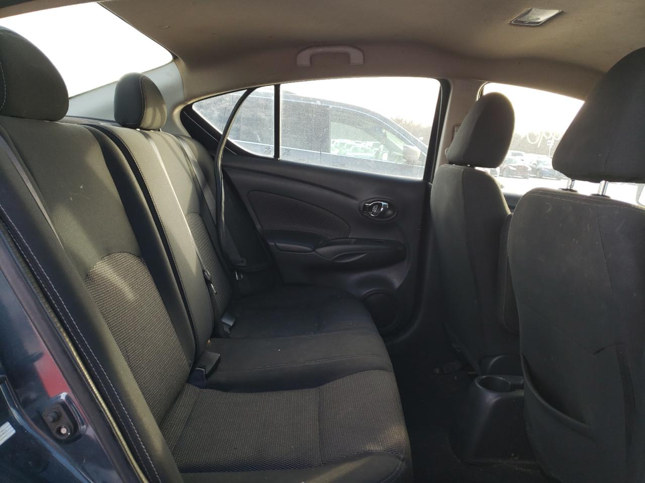 Photo 6 from auction – 2017 NISSAN VERSA S with VIN 3N1CN7AP8HL814076