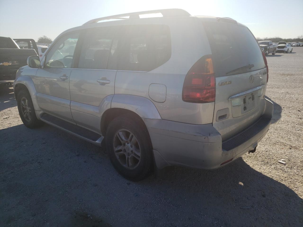 Photo 3 from auction – 2003 LEXUS GX 470 with VIN JTJBT20X330005817