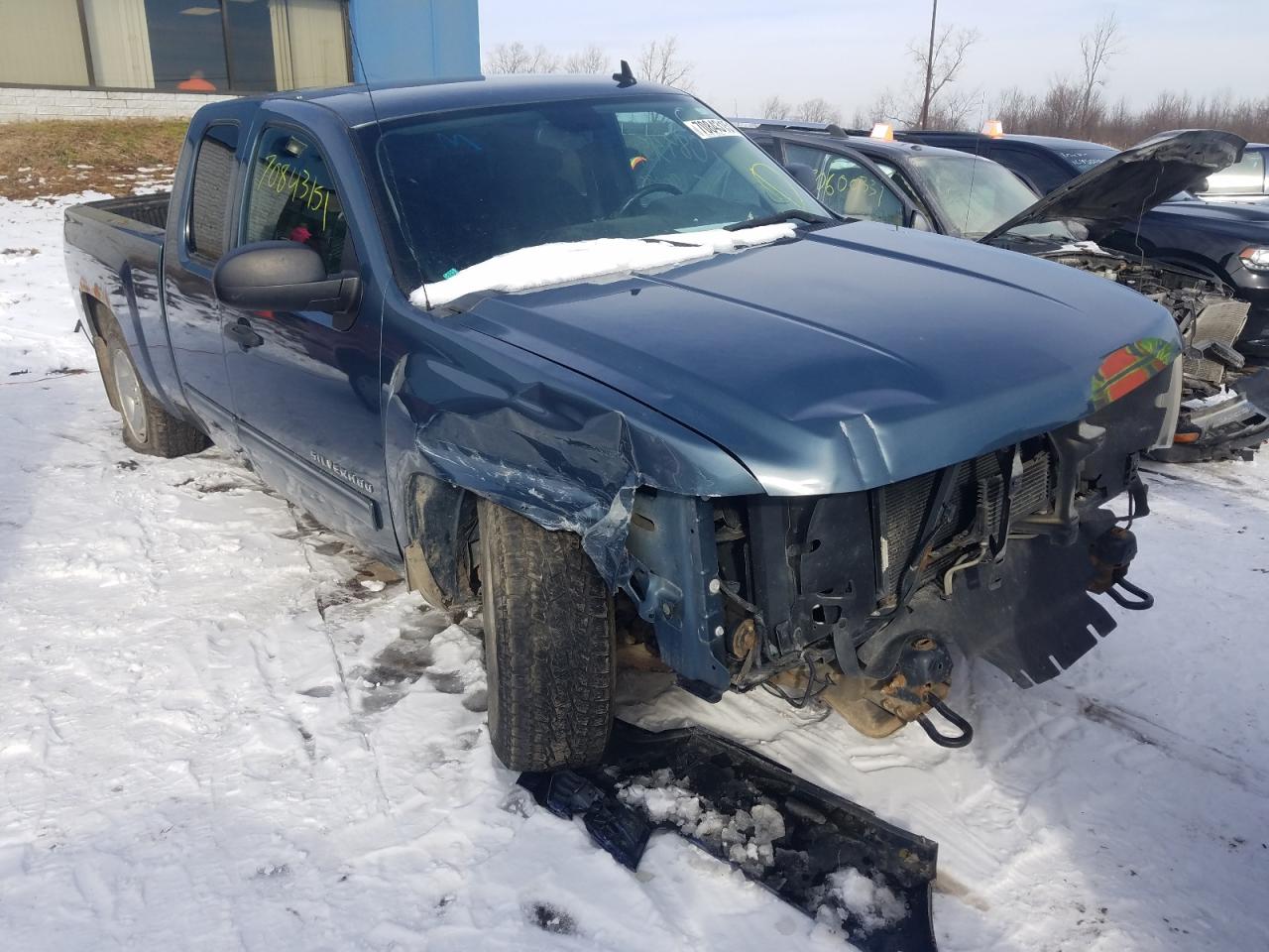 CHEVROLET SILVERADO 2011 with VIN 1GCRKSE39BZ370166 - Photo from auction