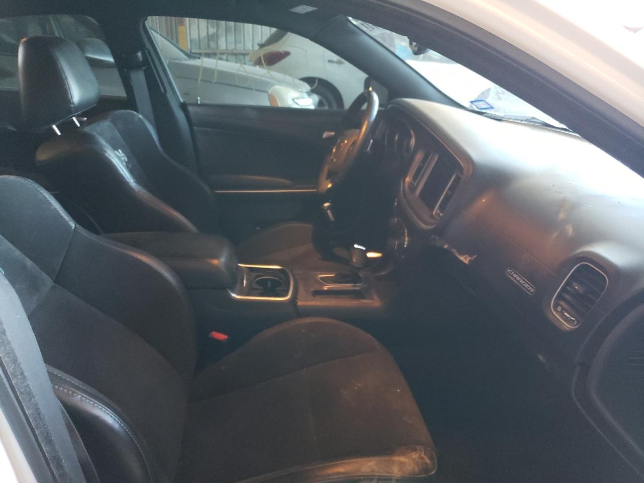 Photo 5 from auction – 2019 DODGE CHARGER SC with VIN 2C3CDXGJ3KH756868