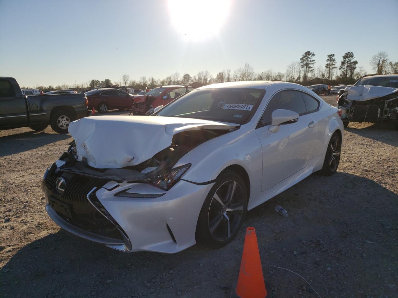 Photo 2 from auction – 2017 LEXUS RC 200T with VIN JTHHA5BC2H5006674
