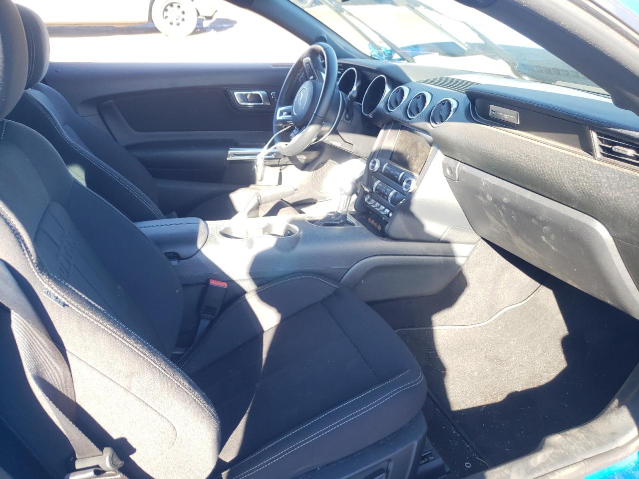 Photo 5 from auction – 2021 FORD MUSTANG with VIN 1FA6P8TH5M5134605