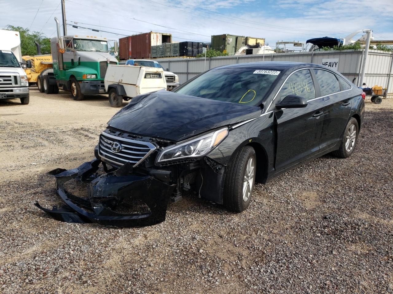 Photo 2 from auction – 2015 HYUNDAI SONATA SE with VIN 5NPE24AF8FH024133