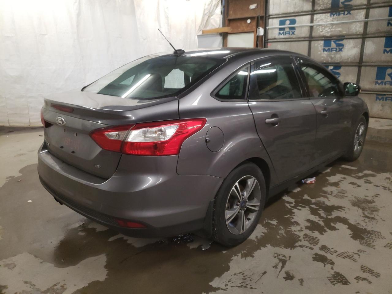 Photo 4 from auction – 2014 FORD FOCUS SE with VIN 1FADP3F2XEL339514