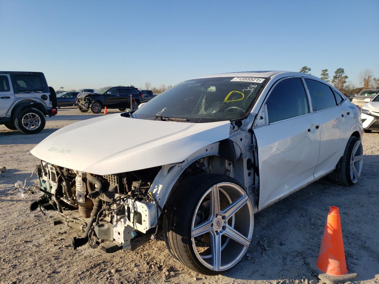 Photo 2 from auction – 2016 HONDA CIVIC EXL with VIN 19XFC1F73GE009627