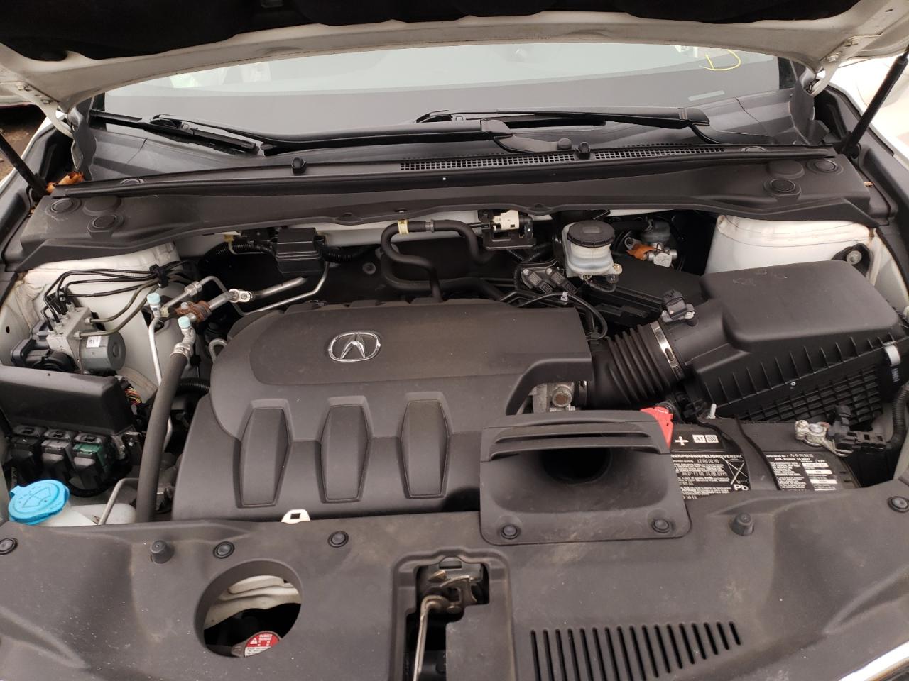 Photo 7 from auction – 2018 ACURA RDX with VIN 5J8TB4H31JL021874