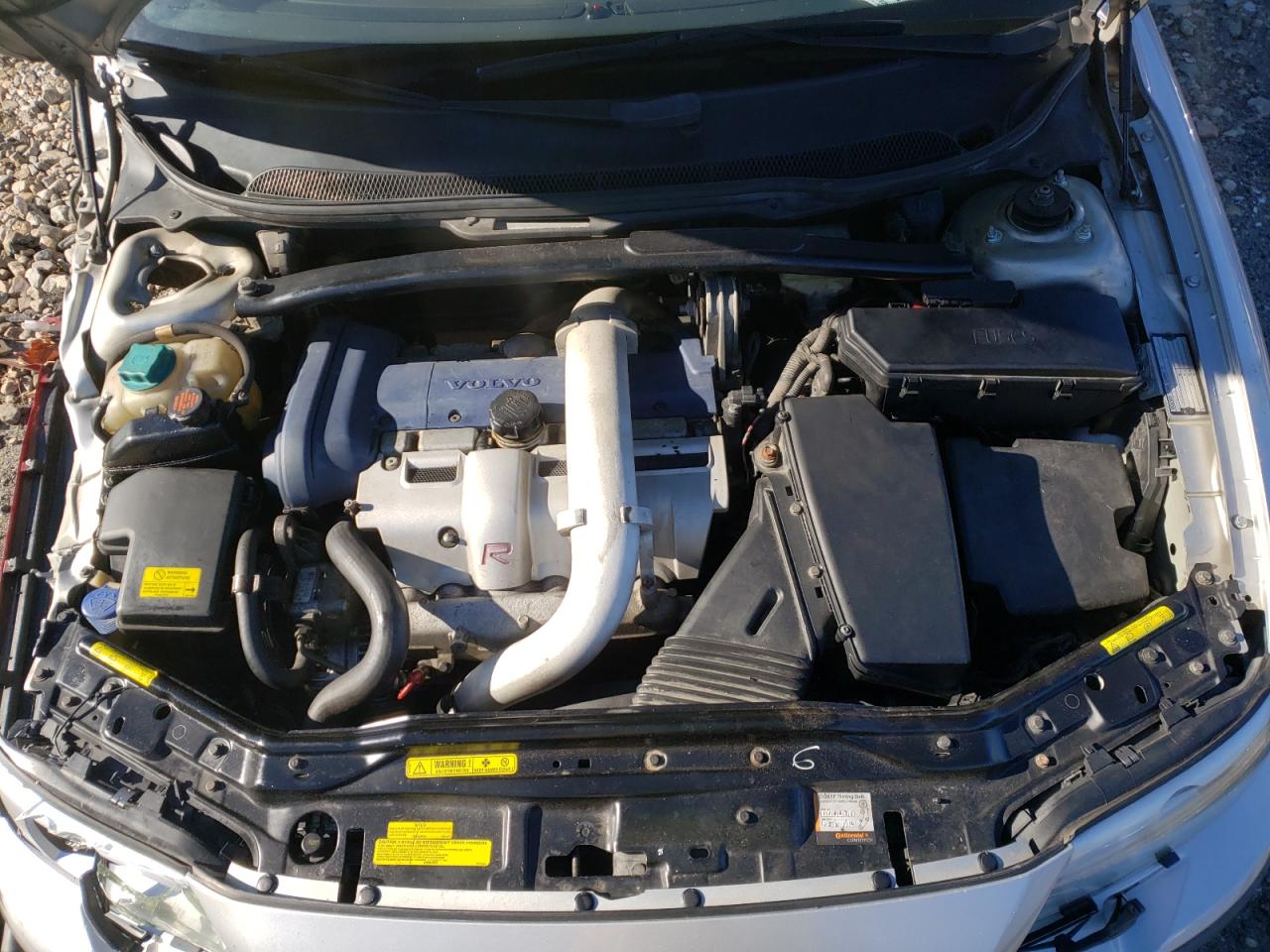 Photo 7 from auction – 2004 VOLVO S60 R with VIN YV1RH52Y042382387