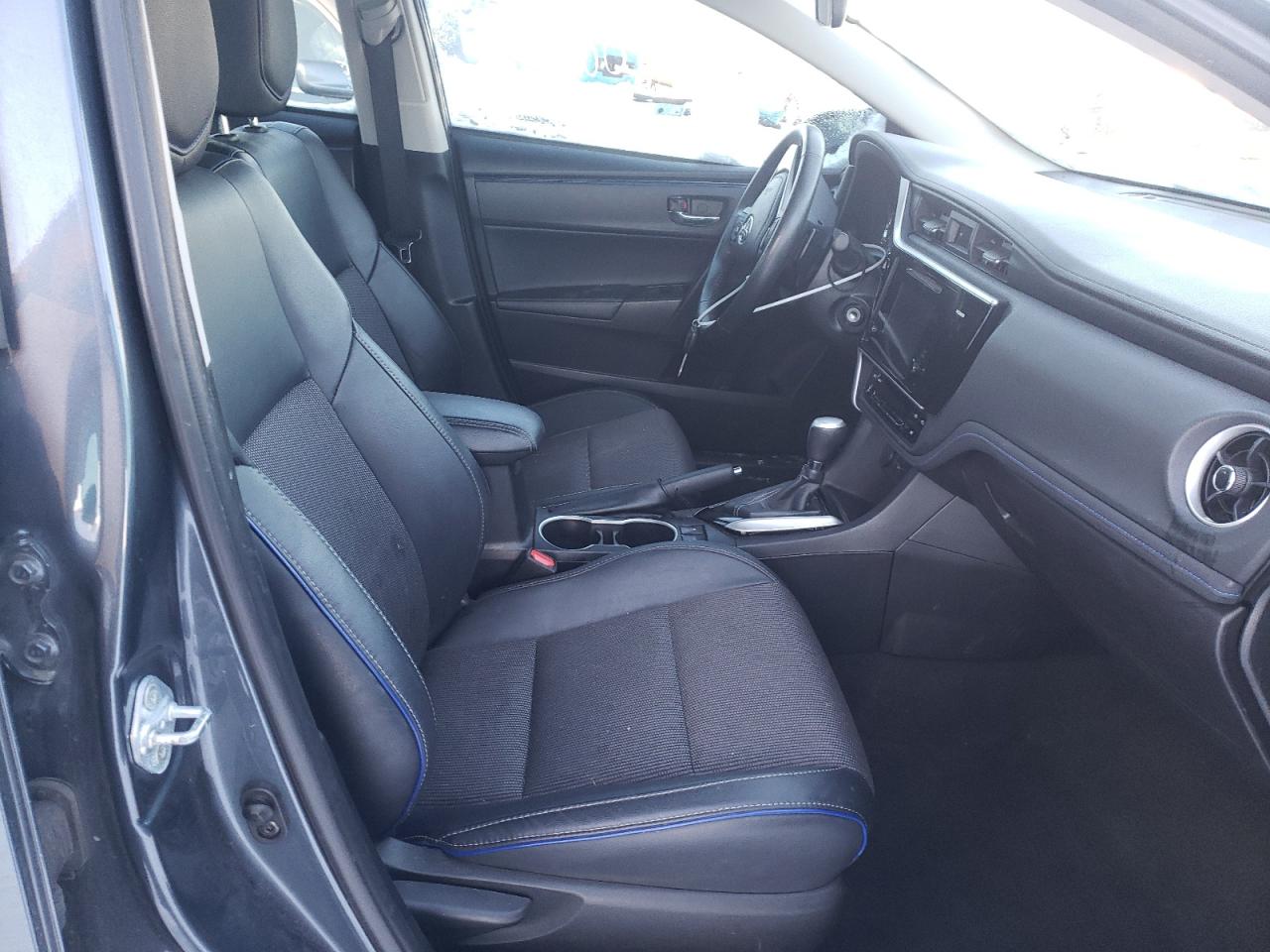 Photo 5 from auction – 2017 TOYOTA COROLLA with VIN 2T1BURHE1HC851629