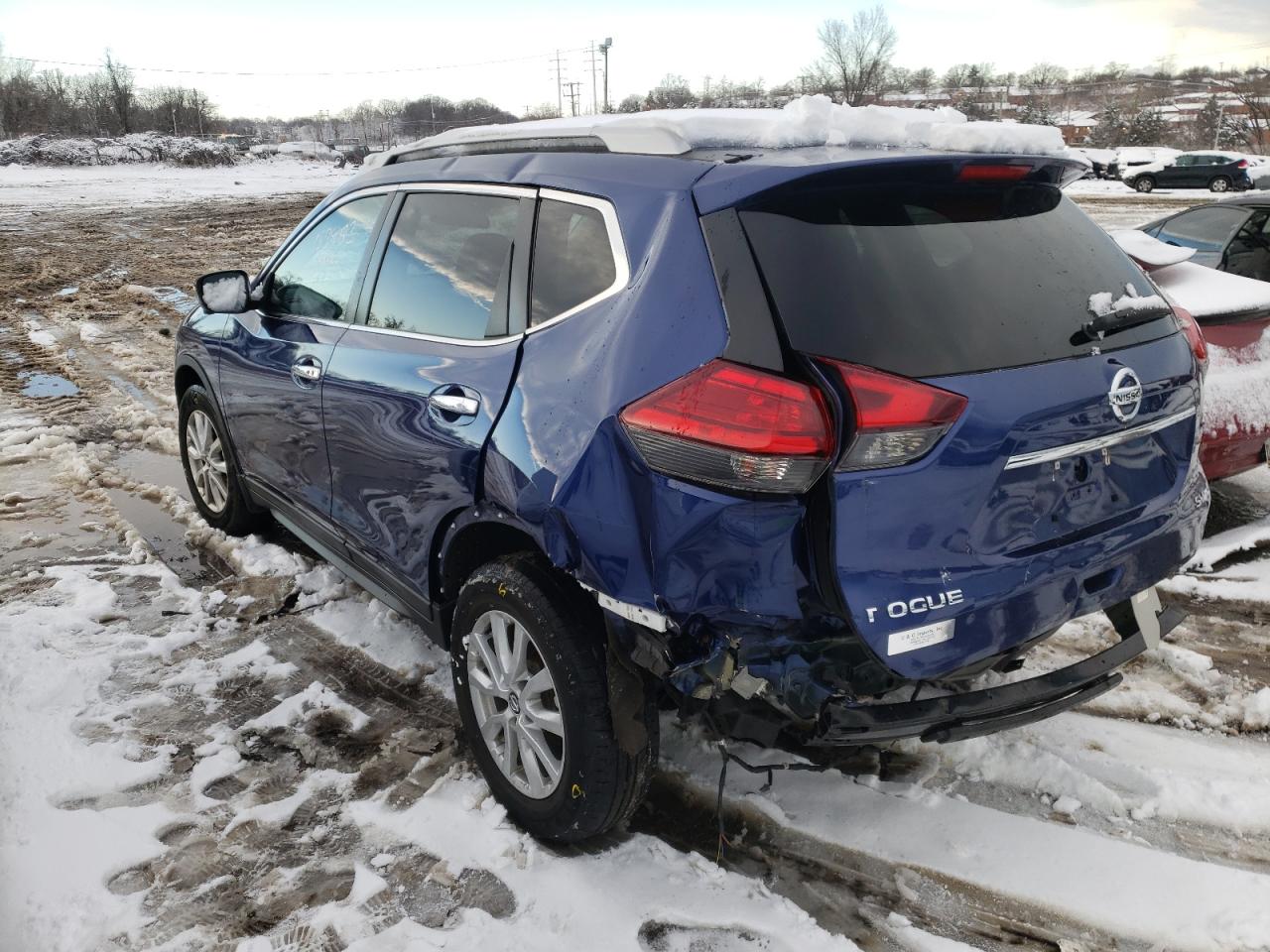 Photo 3 from auction – 2017 NISSAN ROGUE SV with VIN 5N1AT2MV5HC858891