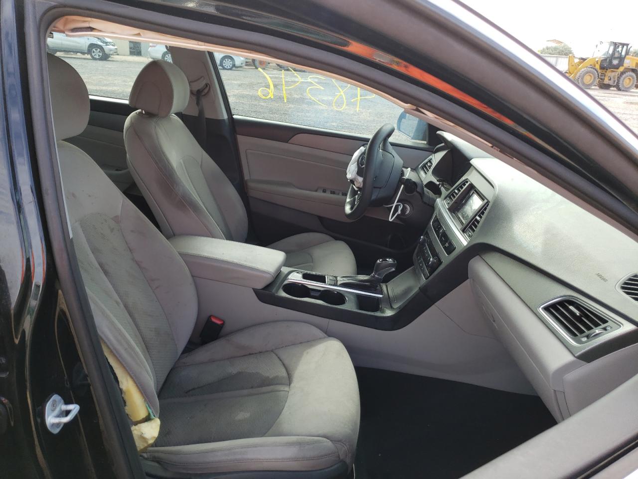 Photo 5 from auction – 2015 HYUNDAI SONATA SE with VIN 5NPE24AF8FH024133