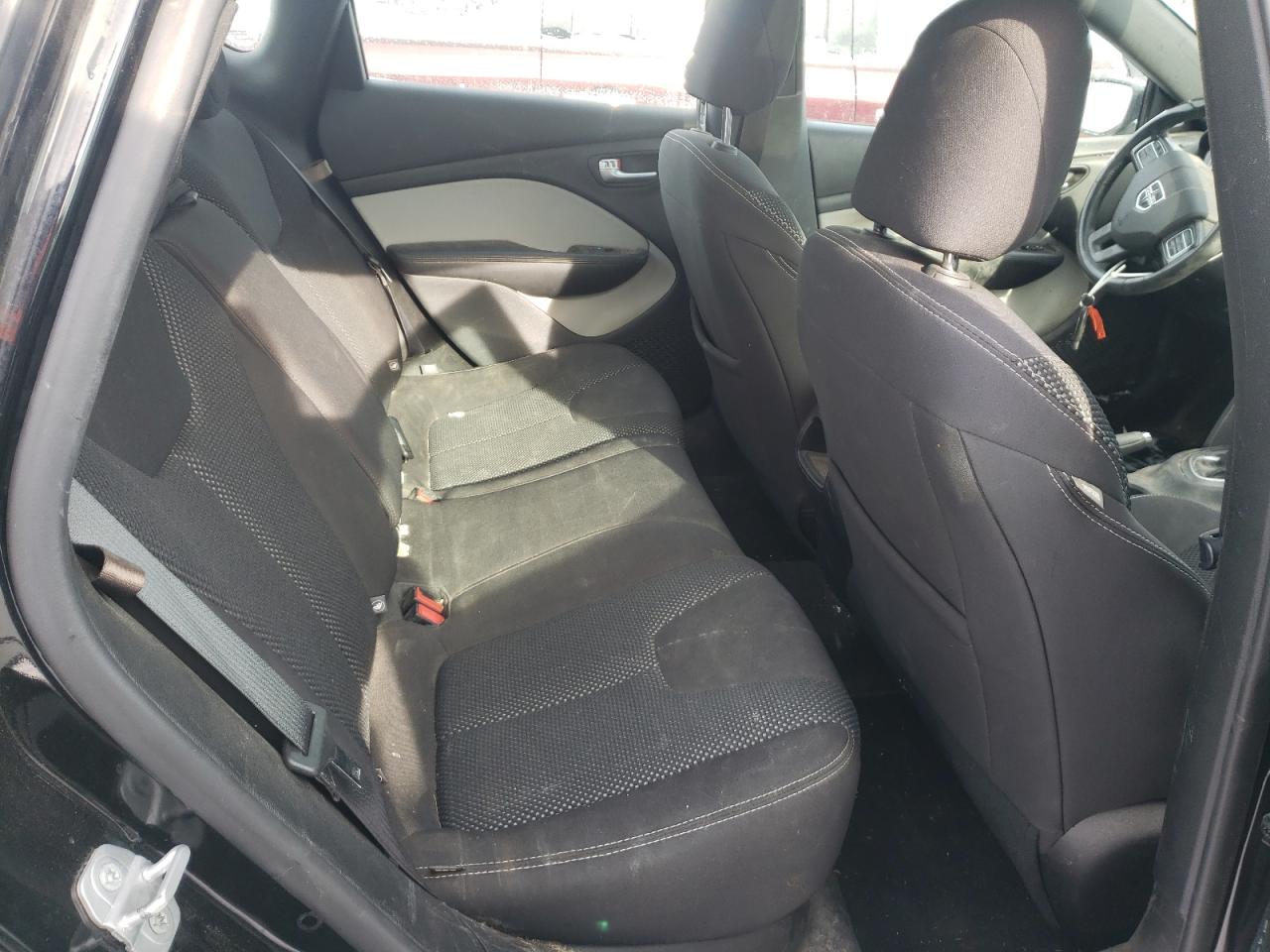 Photo 6 from auction – 2015 DODGE DART SXT with VIN 1C3CDFBB8FD242334