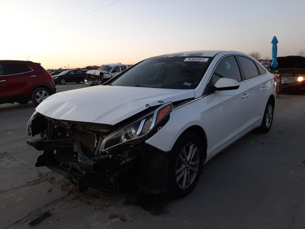 Photo 2 from auction – 2017 HYUNDAI SONATA SE with VIN 5NPE24AFXHH534826