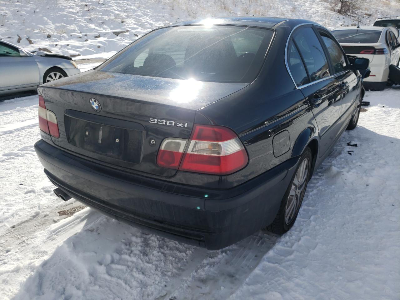 Photo 4 from auction – 2002 BMW 330XI with VIN WBAEW53462PG18725