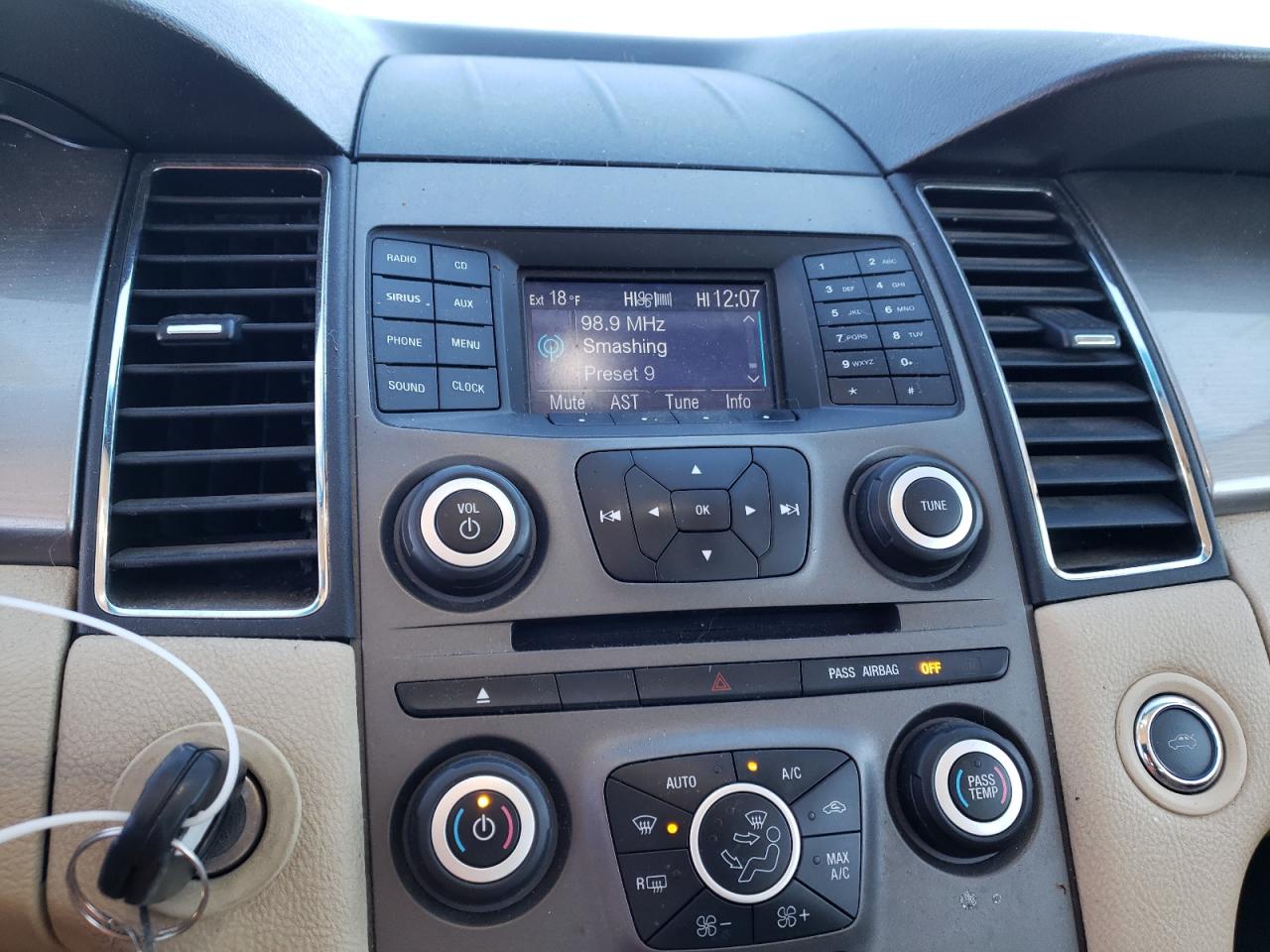 Photo 9 from auction – 2013 FORD TAURUS SEL with VIN 1FAHP2E87DG203978