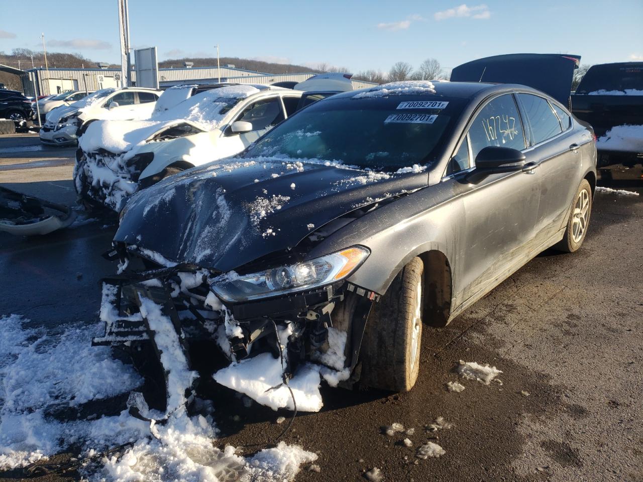 Photo 2 from auction – 2016 FORD FUSION SE with VIN 3FA6P0H73GR119734