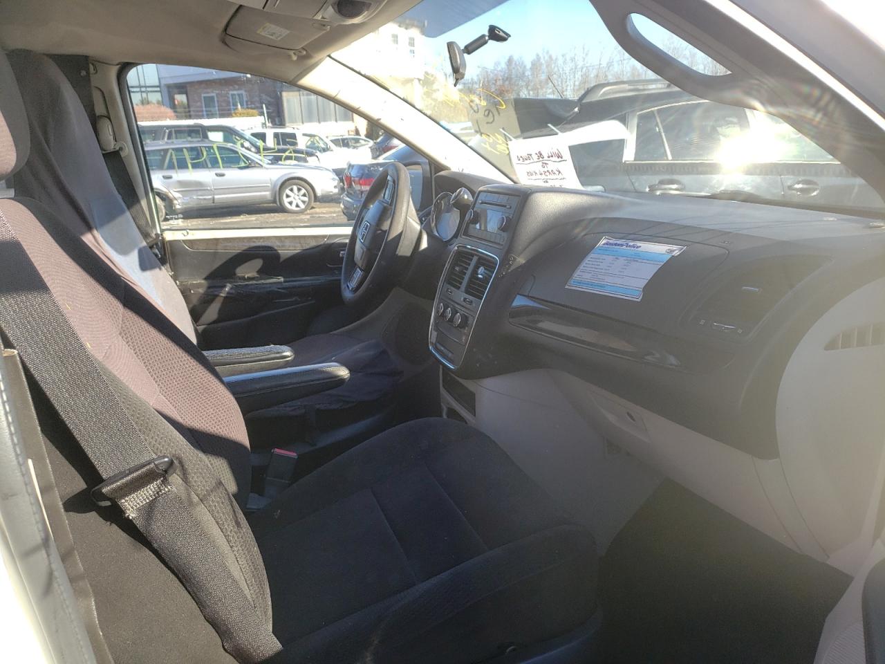 Photo 5 from auction – 2013 DODGE GRAND CARA with VIN 2C4RDGBG0DR505921