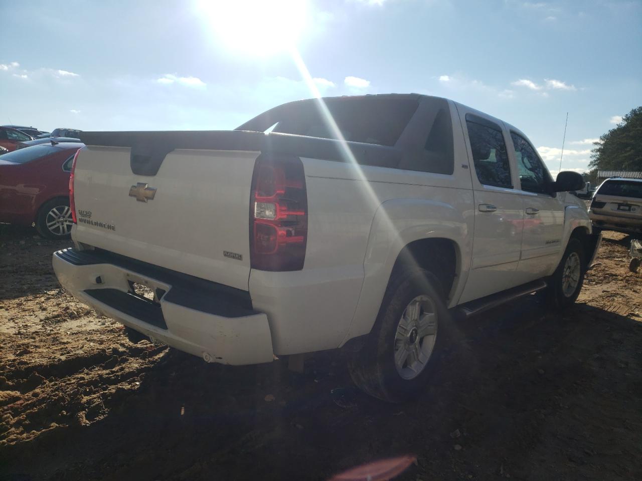 Photo 4 from auction – 2007 CHEVROLET AVALANCHE with VIN 3GNFK12337G266630
