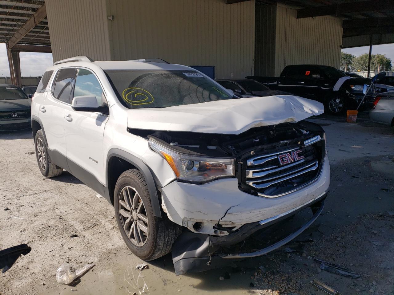 Photo 1 from auction – 2018 GMC ACADIA SLE with VIN 1GKKNLLS6JZ126101