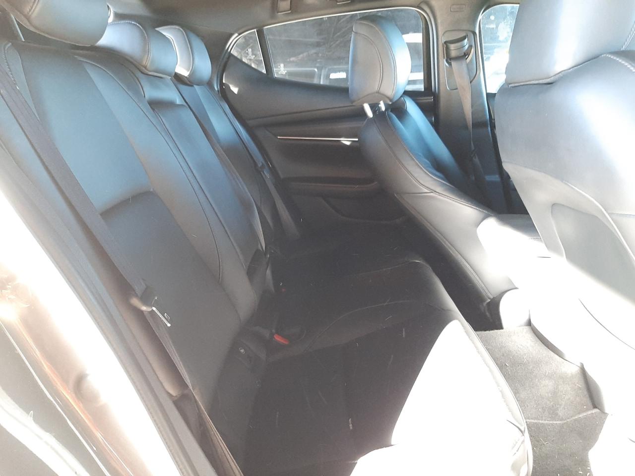 Photo 6 from auction – 2019 MAZDA 3 PREFERRE with VIN JM1BPAMM9K1119623