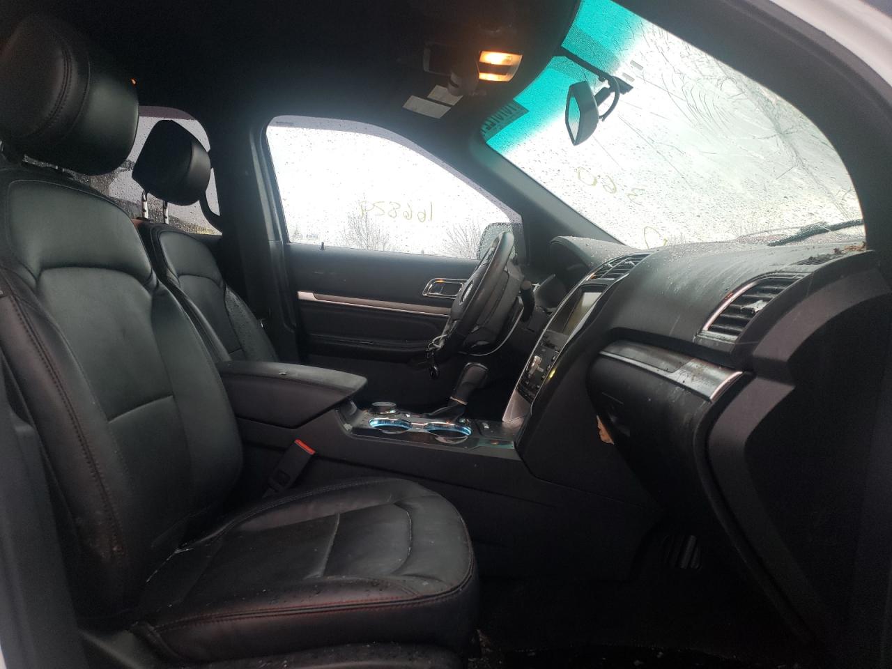 Photo 5 from auction – 2016 FORD EXPLORER S with VIN 1FM5K8GT1GGB30056