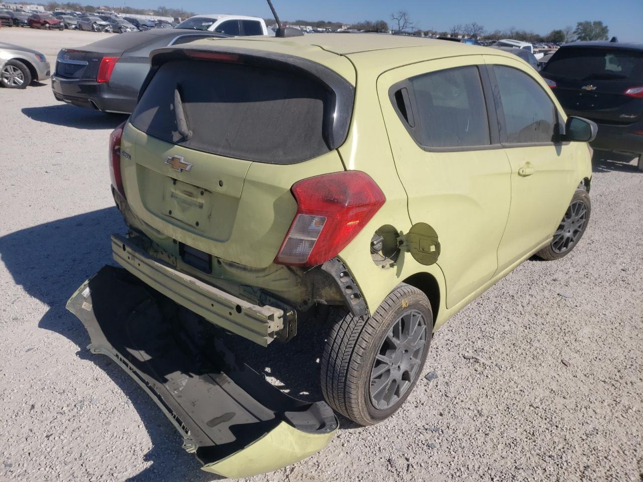 Photo 4 from auction – 2017 CHEVROLET SPARK LS with VIN KL8CB6SA9HC783032