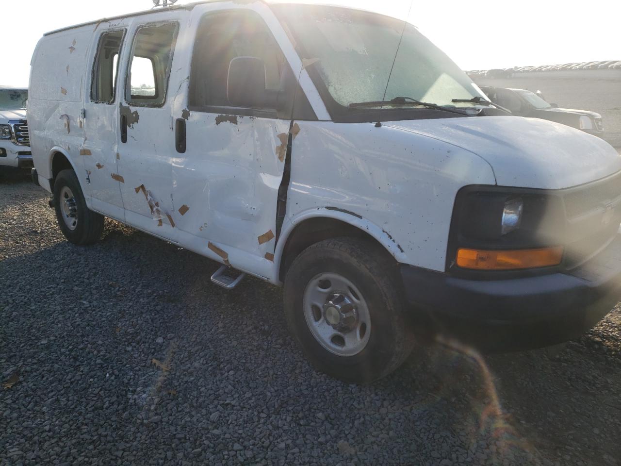 Photo 1 from auction – 2011 CHEVROLET EXPRESS G2 with VIN 1GCWGFBA3B1141009