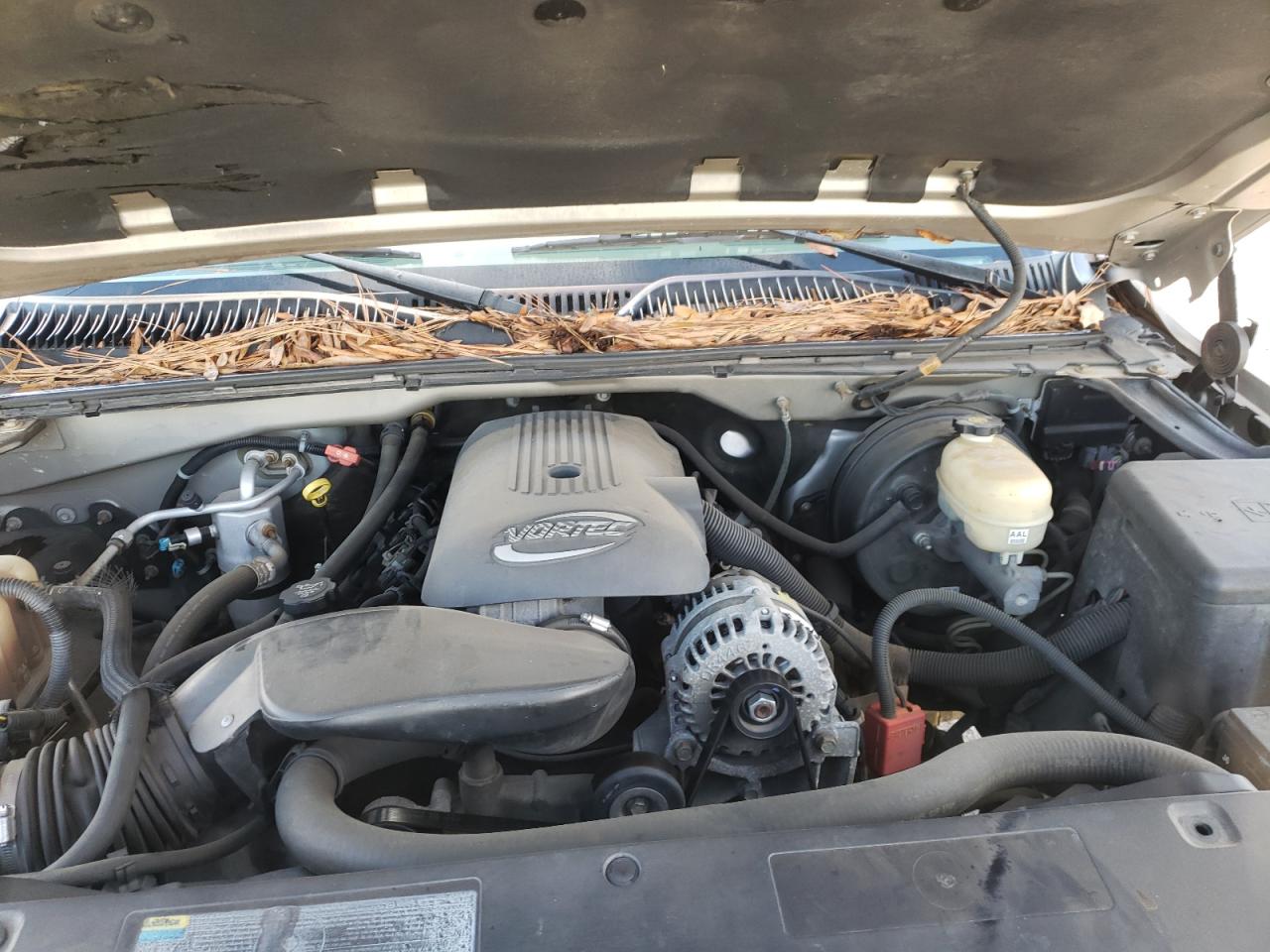 Photo 7 from auction – 2005 GMC NEW SIERRA with VIN 2GTEK13T351194045
