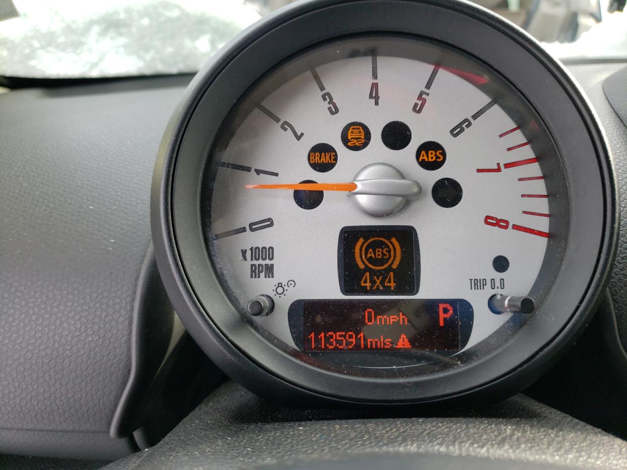 Photo 8 from auction – 2012 MINI COOPER S C with VIN WMWZC5C58CWL60683
