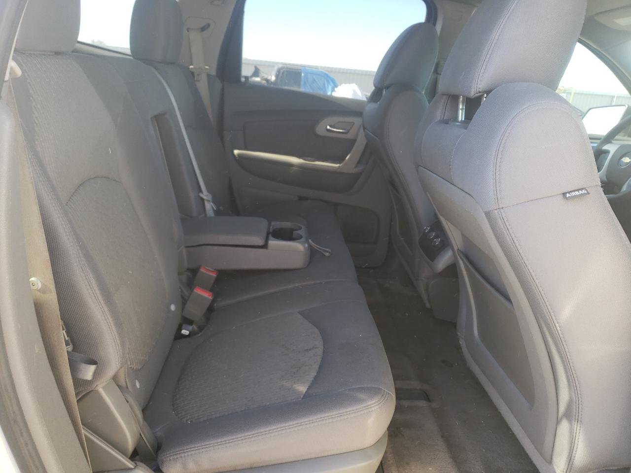 Photo 6 from auction – 2011 CHEVROLET TRAVERSE L with VIN 1GNKREED1BJ127514