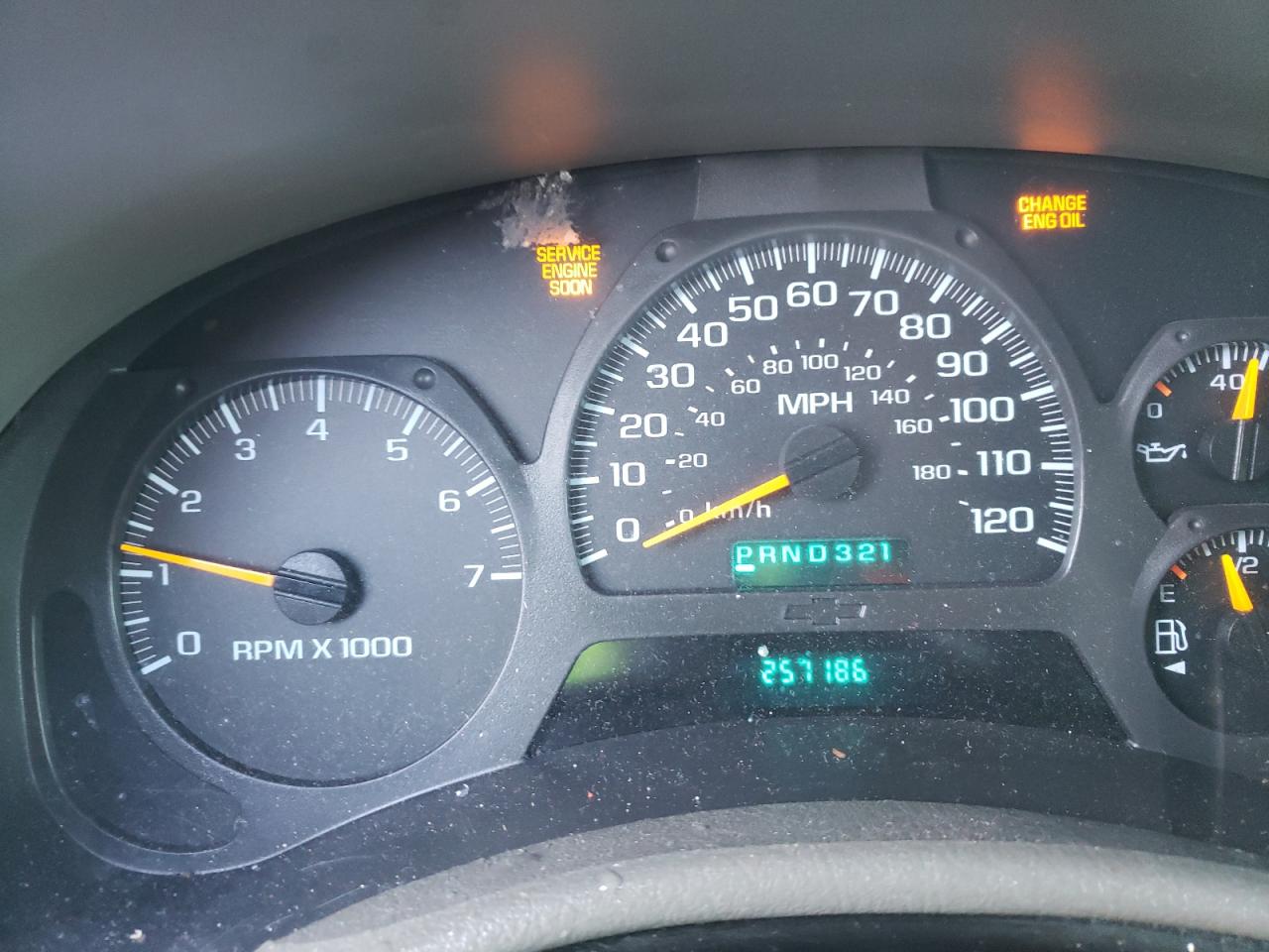 Photo 8 from auction – 2004 CHEVROLET TRAILBLAZE with VIN 1GNDS13S242210986
