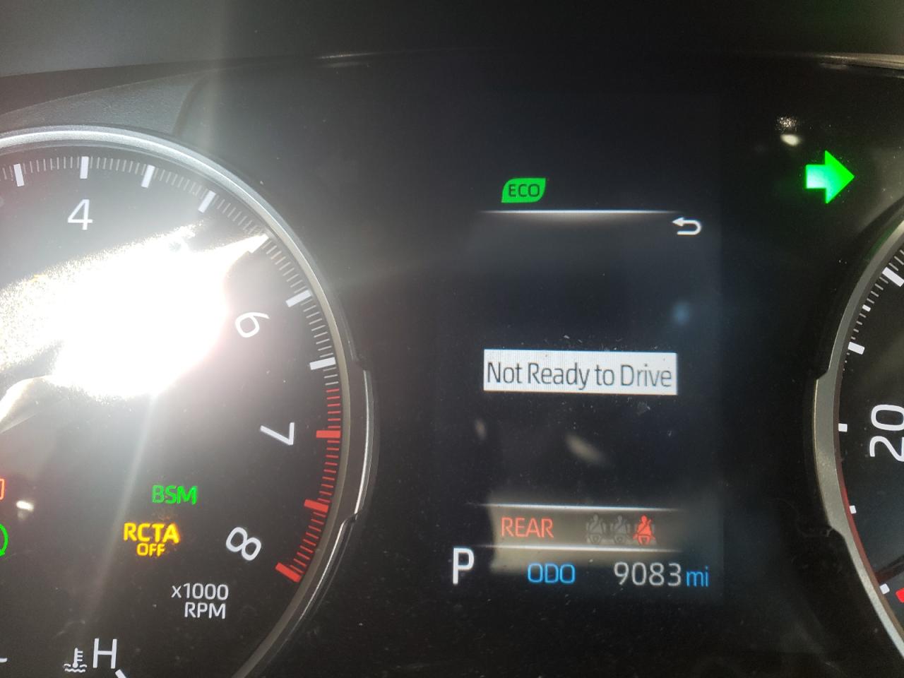 Photo 8 from auction – 2021 TOYOTA RAV4 LE with VIN 2T3G1RFV5MC185376