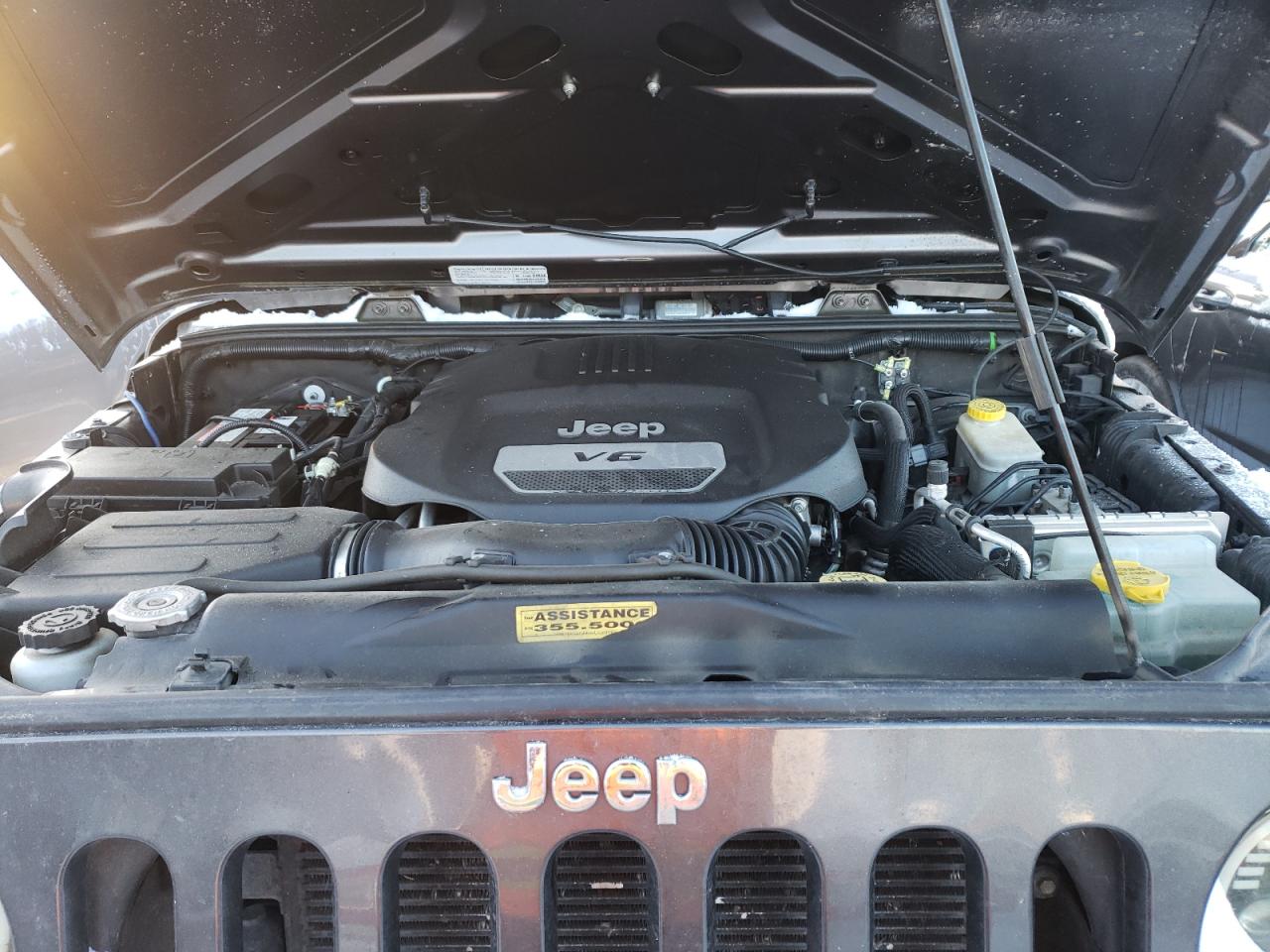Photo 7 from auction – 2014 JEEP WRANGLER U with VIN 1C4BJWDG0EL299513