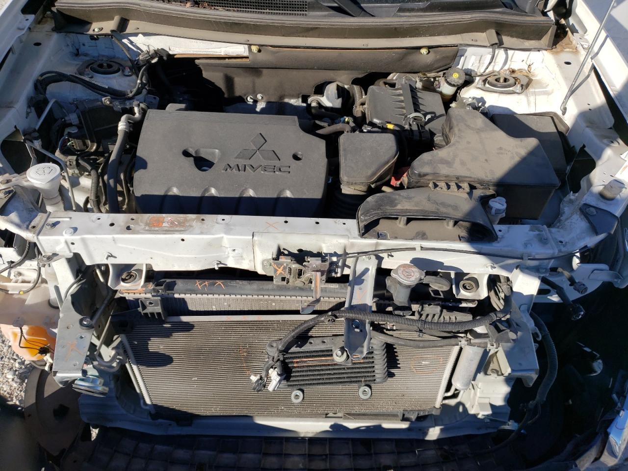 Photo 7 from auction – 2018 MITSUBISHI OUTLANDER with VIN JA4AD3A3XJZ029287