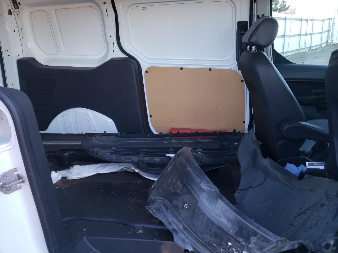 Photo 6 from auction – 2017 FORD TRANSIT CO with VIN NM0LS7E77H1335975