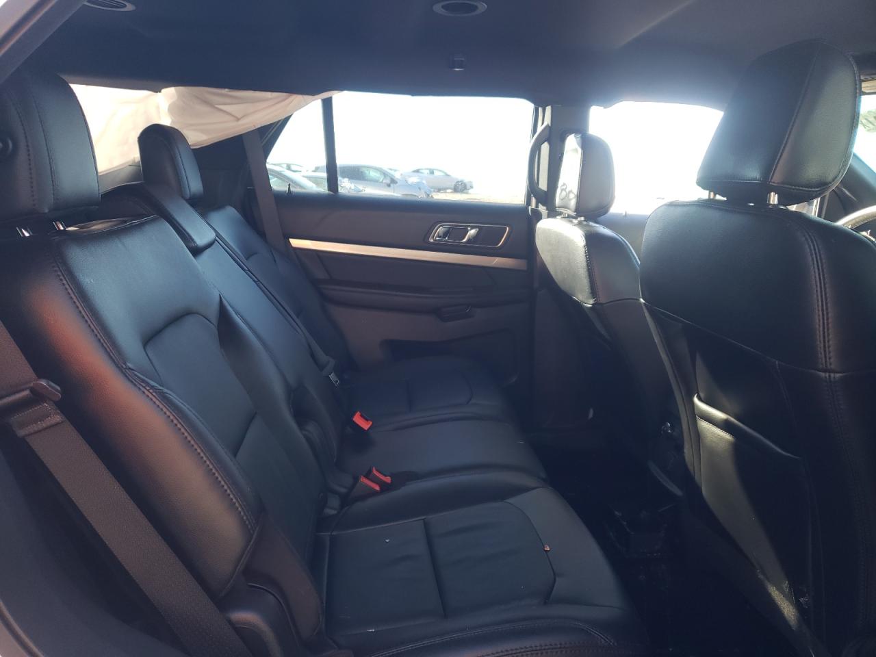 Photo 6 from auction – 2018 FORD EXPLORER X with VIN 1FM5K7DH2JGC34962