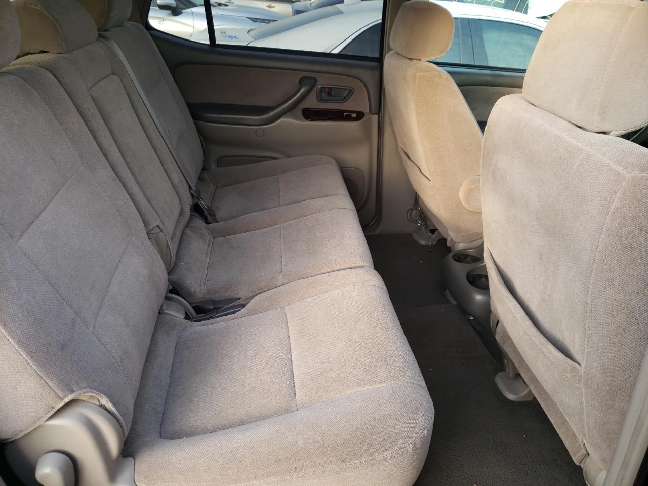 Foto 6 de la subasta – 2002 TOYOTA SEQUOIA SR con VIN 5TDBT44A72S133512